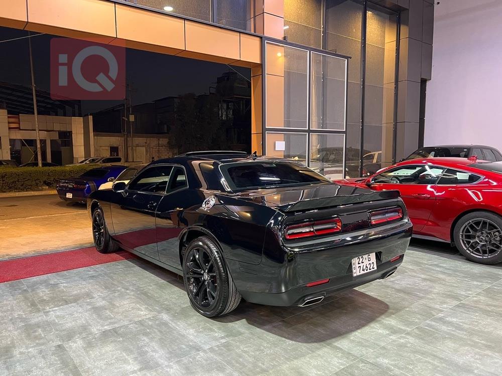 Dodge Challenger